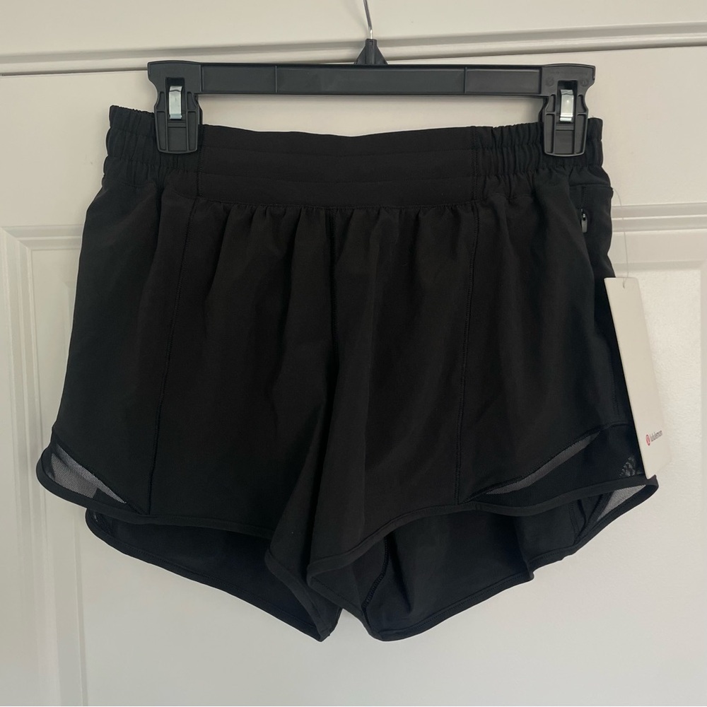 New Lululemon Women's Black Hotty Hot LR Athletic Shorts 4” Lined - 8 Tall